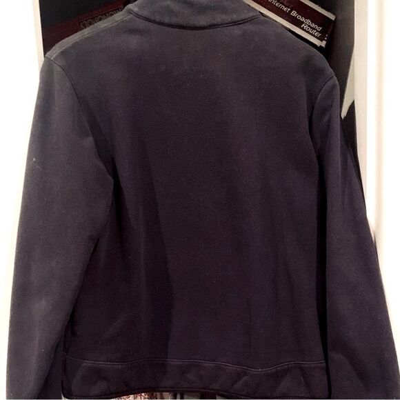 Iowa Hawkeyes Jacket Woman Size L Black Caitlin Clark Good Used Condition - Picture 8 of 10